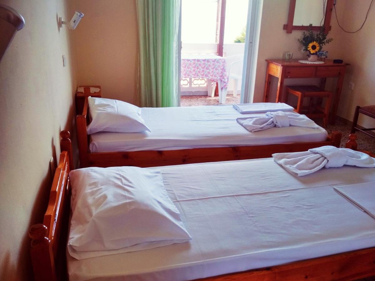 Billy'S Amoudi Apartments Екстериор снимка